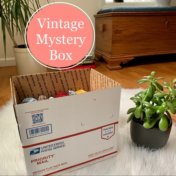 Vintage Tops - Vintage Mystery Box Bundle